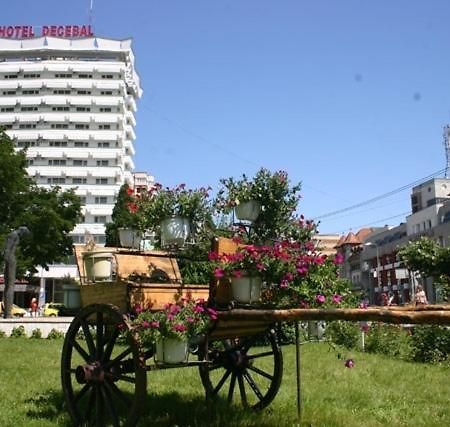 Hotel Decebal Bákó Kültér fotó